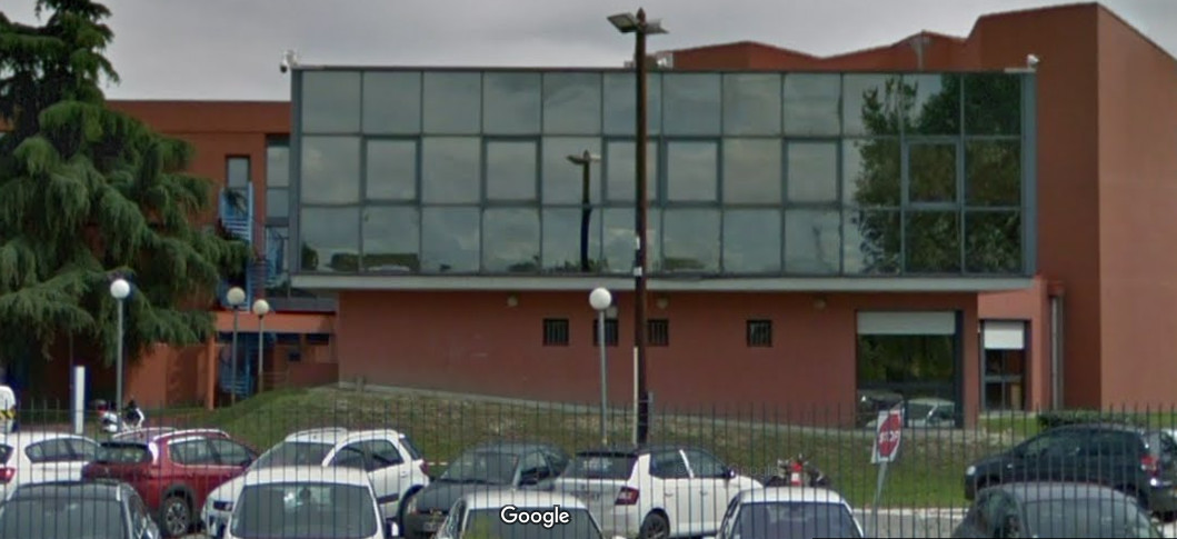 `photo de l'établissement de ${name}`