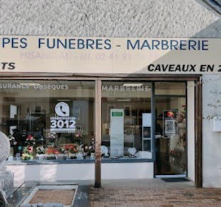 `photo de l'établissement de ${name}`