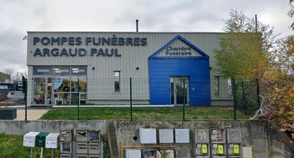 Photographie de la Pompes Funèbres Argaud Paul de Saint-Jean-Bonnefonds
