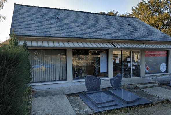 Photographie des Ifs Pompes Funèbres d'Amboise