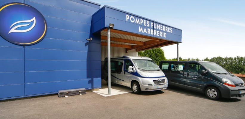 Photographie de Pompes Funèbres Marbrerie Maison Peschet de Flers