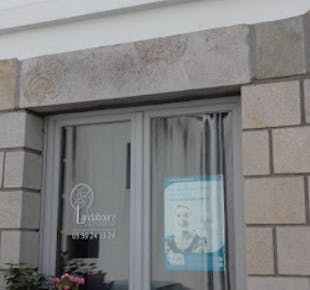 `photo de l'établissement de ${name}`