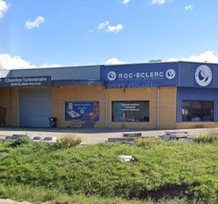 `photo de l'établissement de ${name}`