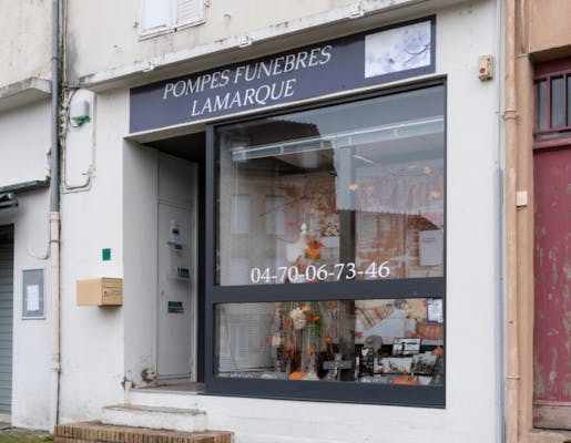 Photographie de la Pompes Funèbres Lamarque de Montmarault

