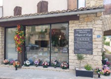Devanture de Pompes Funèbres Marbrerie Anges et Lys