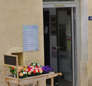 `photo de l'établissement de ${name}`