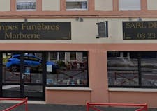 Devanture de Pompes Funèbres Desson et Fils