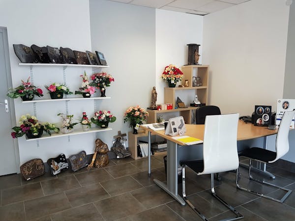 Photographie de Pompes Funèbres Marbrerie Sanz de Clerval