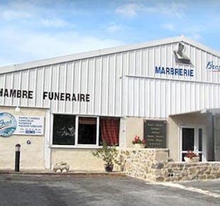 `photo de l'établissement de ${name}`