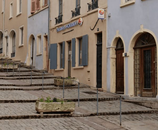 Photographie Pompes Funèbres Générales de Trévoux
