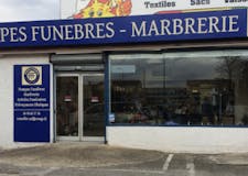 Devanture de Pompes Funèbres AAF
