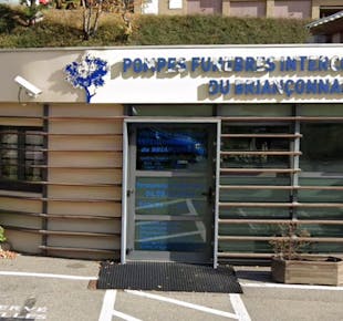 `photo de l'établissement de ${name}`