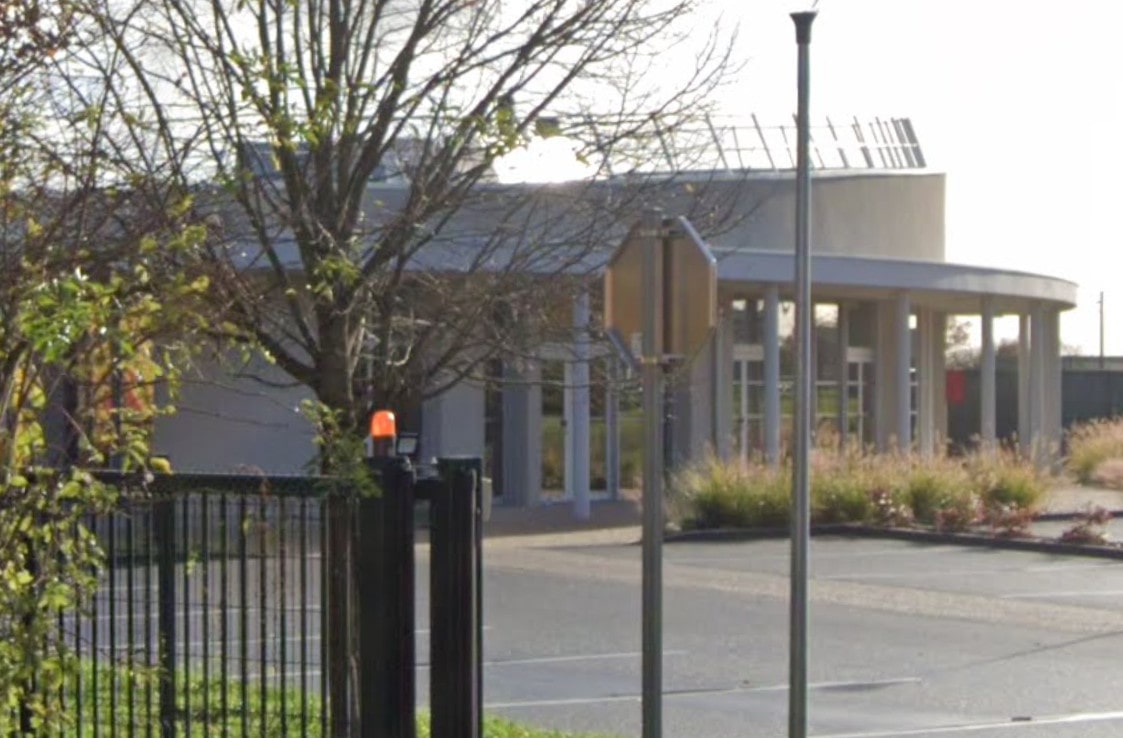 `photo de l'établissement de ${name}`