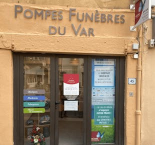 `photo de l'établissement de ${name}`
