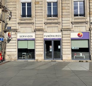 `photo de l'établissement de ${name}`