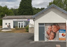 Devanture de Pompes Funèbres Générales