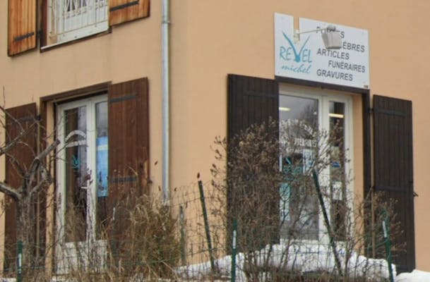 Photographie de la Pompes Funèbres REVEL Michel de Saint-Bonnet-en-Champsaur
