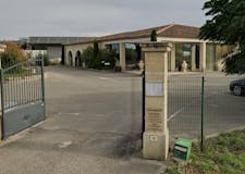 Devanture de Pompes Funèbres AMIC
