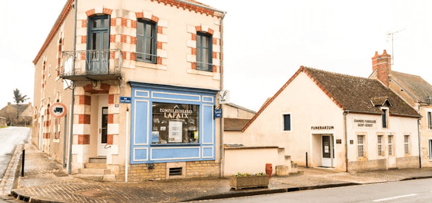 photo de l'agence Chambre Funéraire - Châteaumeillant - rue Saint Genest