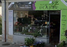 Devanture de Pompes Funèbres Aux Iris
