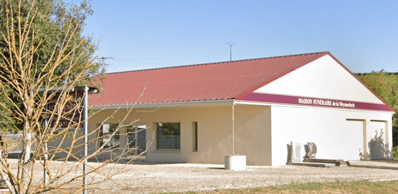 Photographie Pompes Funèbres FLEURENCEAU Châteauneuf-sur-Charente