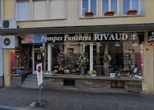 Devanture de Pompes Funèbres Rivaud Gérard