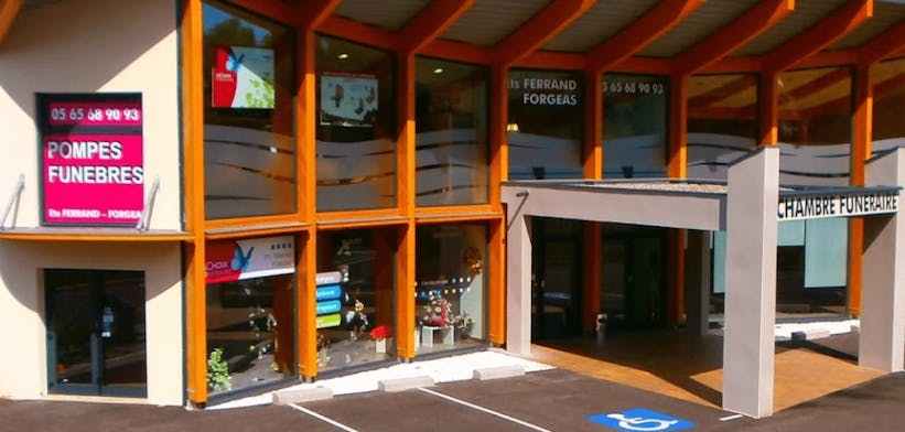 Photographie Pompes Funèbres Ferrand Forgeas de Rodez