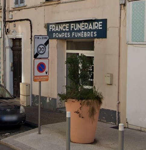 Photographie Pompes funèbres de France d'Hyères