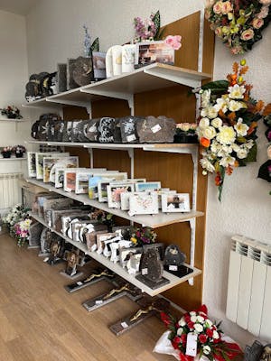 Photographie de la Pompes Funèbres SERONDE d'Issoire
