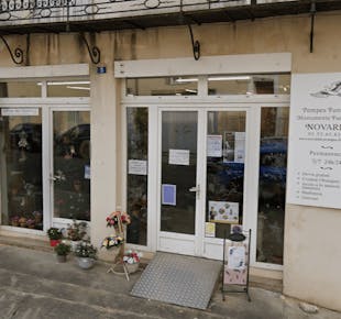 `photo de l'établissement de ${name}`