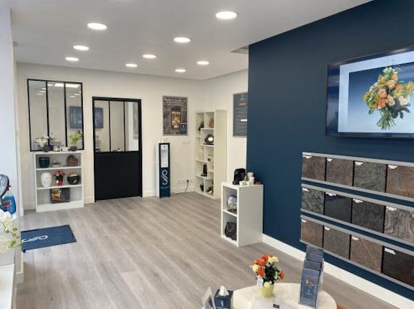 Photographie de la Pompes Funèbres de France 
 de Courbevoie