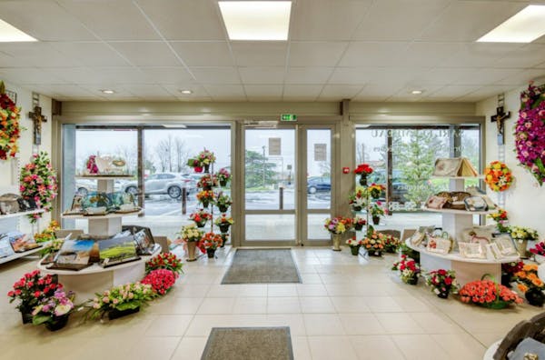 Photographie Pompes Funèbres Flambeau de Bourg