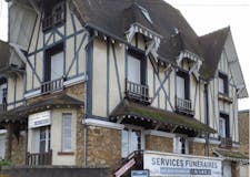 Devanture de Direct Obsèques Services Funéraires