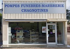 Devanture de Pompes funèbres et marbrerie Chagnotines