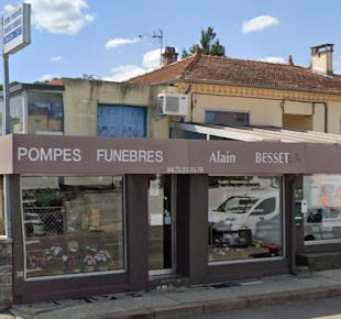 `photo de l'établissement de ${name}`