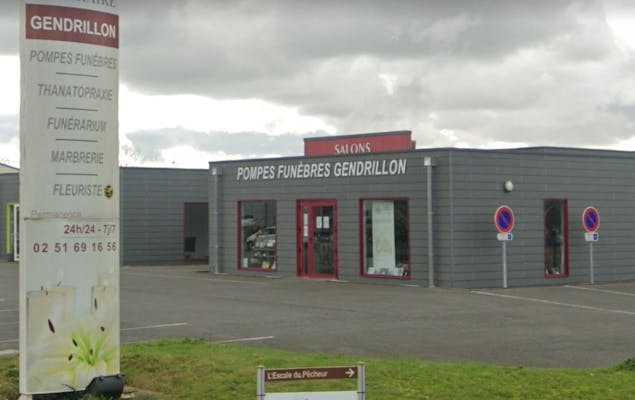Photographie de La Gendrillon Funéraire - La Maison des Obsèques de Fontenay-le-Comte
