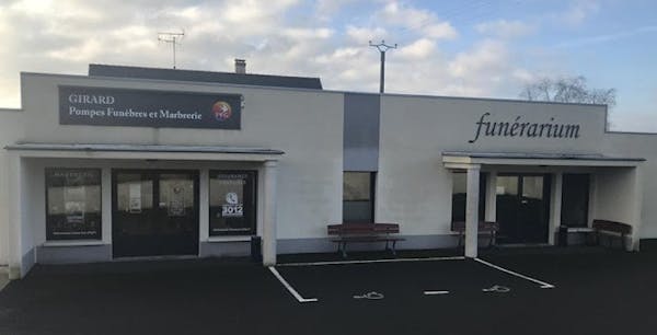 Photographie de Pompes Funèbres et Marbrerie Girard - PFG du Louroux-Béconnais
