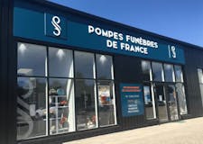 Devanture de Pompes Funèbres de France