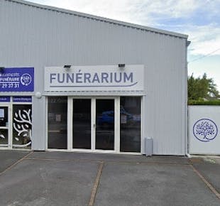 `photo de l'établissement de ${name}`