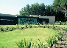 Devanture de Crématorium d'Aix en Provence