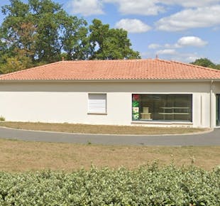 `photo de l'établissement de ${name}`