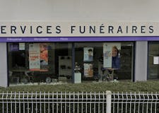 Devanture de Pompes Funèbres Générales