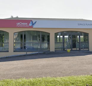 `photo de l'établissement de ${name}`