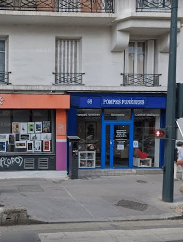 Photographie de l'Asnieres Pompes Funèbres - De l'autre côté du miroir d'Asnières-sur-Seine