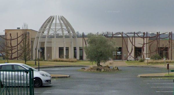 Photographie du Crématorium de Savigny-en-Véron
