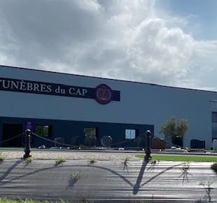 `photo de l'établissement de ${name}`