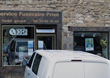 Devanture de Pompes Funèbres et Marbrerie TARDIF