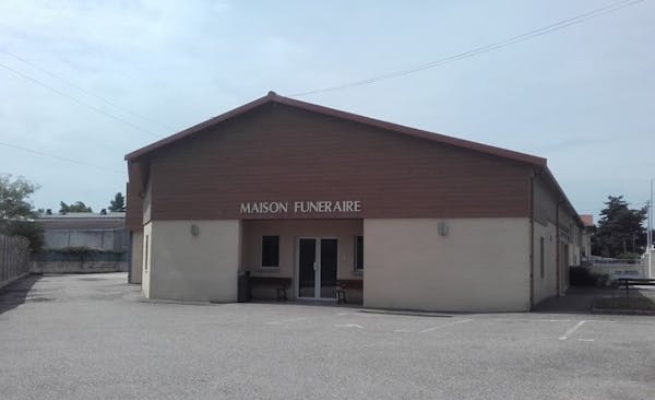 Photographie de la Pompes Funèbres Marbrerie Murat Martel de Firminy