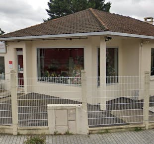 `photo de l'établissement de ${name}`