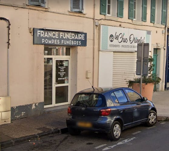 Photographie Pompes funèbres de France d'Hyères